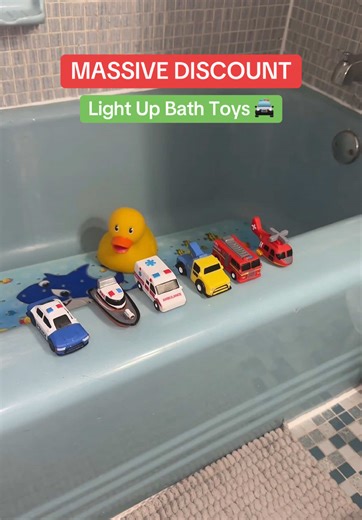 100% mold free and SO fun for the littles! 🫧 #bathtoysforkids #bathtoy #lightupbathtoys #tiktokshopdeals