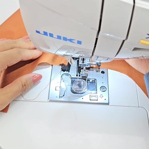 Easy trick to sew zipper #sewingtipsandtricks | DIY Tips Tale
