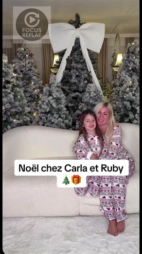 Noël chez Carla et Ruby 🎄🎁 #tvr #w9 #lesmarseillais #pourtoi #replay