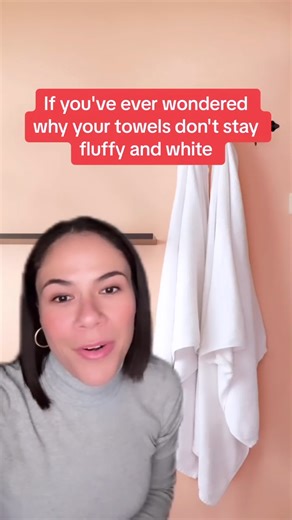 Make your fluffy white towels look good-as-new all the time with these simple laundry hacks from our Senior Home Editor Leslie Corona. | Real Simple