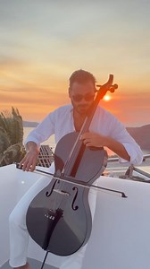 HAUSER on Instagram: "Halo 懶"