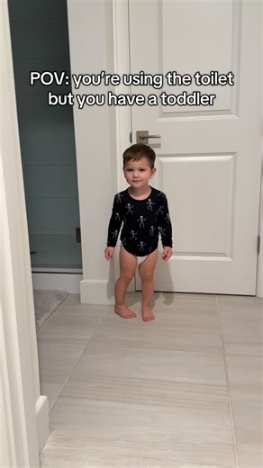 I have NO privacy 😭 | Ronnie Banks