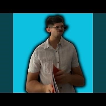 L'INTELLO DEVIENT RAPPEUR