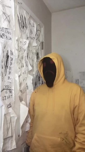 #hoodiecreepypastacosplay #hoodiecreepypasta #marblehornetscosplay #marblehornets #creepypastacosplay #creepypastas #brianthomascosplay #brianthomas #fypage #foryoupage #vairal_video