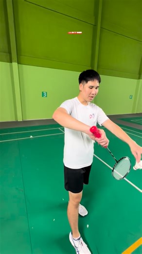 86 reactions · 19 shares | อยากเสริ์ฟ Back Hand เป็นต้องดู #badminton #ตีแบด #เรียนแบดมินตัน #รับสอนแบดมินตัน | Ju Club รับสอนแบดมินตัน | Facebook