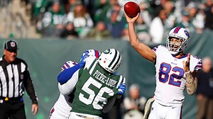 Logan Thomas throws for first down on fake punt