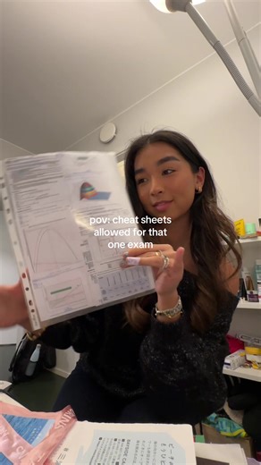 busy doing hot girl sh1t 😘 electrical engineering is my major in case you’re wondering 😵 #cheatsheet #electricalengineering #unistudent