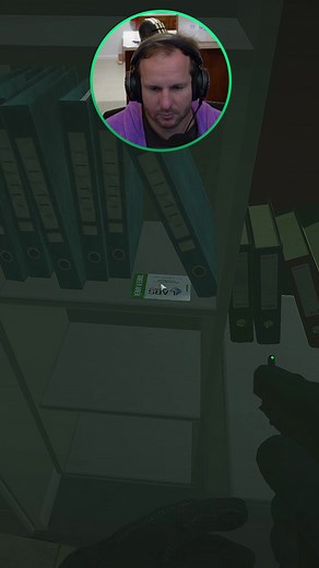 Twitch Streamer Discovers Rare Green Card in Escape from Tarkov