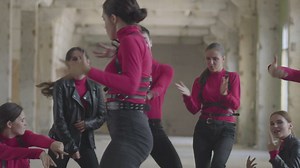 Female hip hop dancer freestyles with young group - Free Stock Video