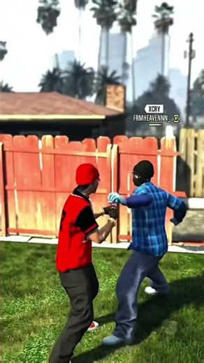 GTA hood RP catching fades in the back yard ! #gtarp #gtahoodrp #gtaonline