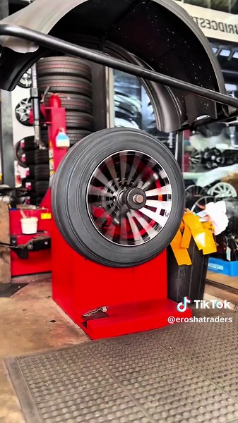 Upgrade Your Nissan Sunny with New 14” Alloy Wheels!