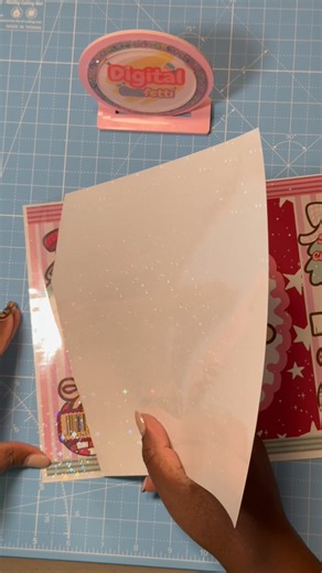 Let’s make a chip bag using laminating sheets! ✨ #chipbags #chipbagpartyfavors #custompartyfavors #koalapaper #laminating #augustaga | Digital Confetti