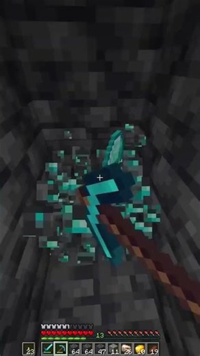 it gives me goosebumps.... #minecraft #minecraftmemes #herobrine