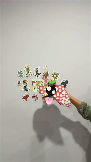 LET'S MAKE THIS A NEW TREND! Credit me if you do use it #dragonpuppeteer #paperdragon #dragonpuppets