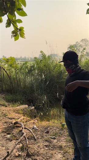 Thariq Slingshot | Moving target shooting! Amazing Slingshot Skills | Instagram