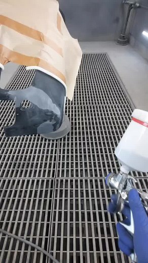 Detailed Guide to Spray Painting Techniques