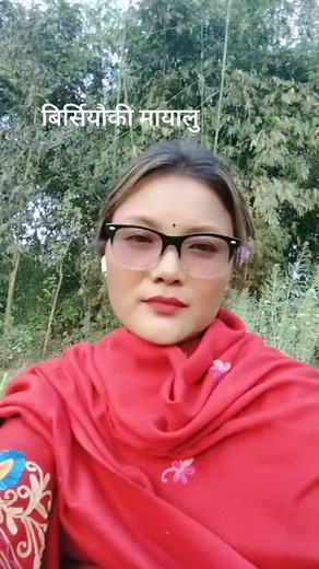 Exploring Traditional Floral Embroidery in Cultural Attire