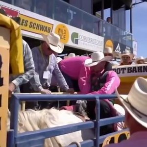 The hometown hero breaks the arena record! R.C. Landingham matched up with C5 Rodeo's Virgil to earn a 92.5-point ride in Red Bluff! This ride earns him the Pendleton Whisky Let 'er Buck Ride of the Week! | PRCA ProRodeo