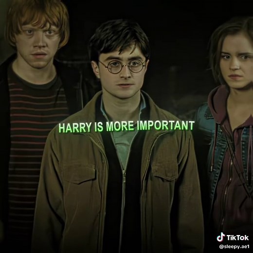 Harry is the chosen one 🐐🔥 || Harry Potter edit || Daniel Radcliffe edit || Hermione Granger edit || Emma Watson edit || #harrypotter #hermionegranger #emmawatson #edit #fyp