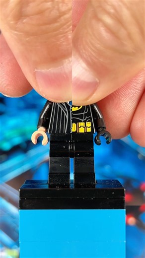 Bruce Wayne VS Batman LEGO DC Showdown