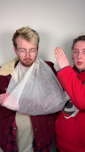 How to make an arm sling ❤️ Basic first aid ❤️ #firstaid #emergency #sling