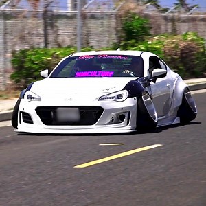 Subaru Gets Slammed Customisation