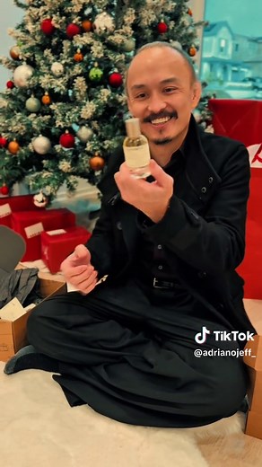 Christmas Day with our little trio 🎄✨ Mom, Dad, and our daughter taking turns surprising each other with gifts—happy tears, big hugs, and the kind of moments you want to replay forever. 🎁❤️ The best part? It wasn’t what was inside the boxes… it was the love behind every surprise. @TOTEME @paper republic @LE LABO Fragrances #ChristmasDay #FamilyOfThree #ChristmasMorning #GiftExchange #HolidayMemories MomDadDaughter FamilyReel GratefulHeart CoreMemories MerryChristmas
