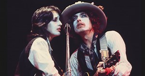 Joan Baez's ‘Diamonds & Rust’—Reflections on an Old Friend Named Bob - Best Classic Bands