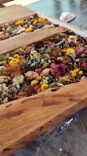 Creating an Epoxy Resin Flower Table: Step-by-Step Process