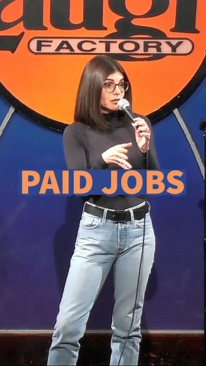 ✊✊✊ #standupcomedians #femalecomic #laughfactory #femalecomedy | Justine Marino