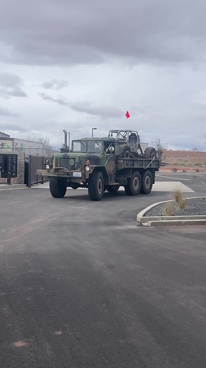 6x6 Deuce Tow Rig 🤯🤩 | Flex, Rocks & Rollovers