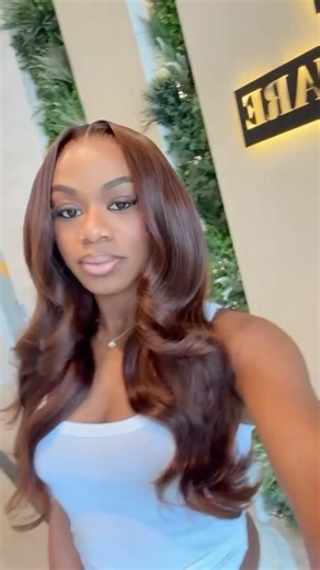 𝐋𝐞𝐭 𝐓𝐡𝐞 𝐇𝐚𝐢𝐫 𝐃𝗼 𝐓𝐡𝐞 𝐓𝐚𝐥𝐤𝐢𝐧𝐠 🎀🥇| 𝐋𝐮𝐱 𝐇𝐚𝐢𝐫 𝐂𝗼𝗺𝐩𝐚𝐧𝐲 ⭐️ on Instagram: "Hey Posh Babes Your Favorite Show Is On ! Tag Along For Hair Maintenance Day Series Ep 2 🎀😍😍😍😍 Ladies If Your 20” Unit Isn’t This Long & Full 1….2….3…. Release Them & Shop With Poshed Dolly 💋 Muse: @keyy.anaa 🤎 Phenomenally Styled By: @stylesbykristinaa ✨ Hair Deets 💇🏾‍♀️: 13x6 Full Frontal | Hd Lace Virgin Hair | 20” | Chocolate Brown | 200% Density | Bodywave Velvety Chocolate-Brow