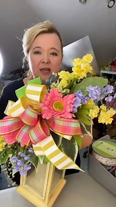 What is a lantern swag? 🌿 #diyspringdecor #etsyseller #3littegreenwoods #lanternswag | 3 Little Greenwoods Creations