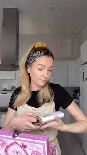 asiakaspalvelijan elämää OSA 35 💳 kukin maksaa tyylillään 🦦 #asiakaspalvelu