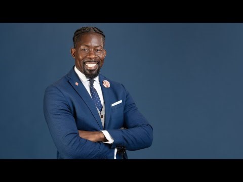 Ian Roberts resigns as superintendent of Des Moines Public Schools, his lawyers say