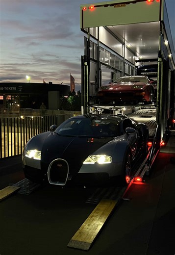 Exploring the Bugatti Veyron: A Supercar Legend