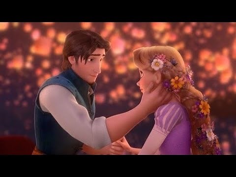 رابونزل تغنى لحبيبها يوجين على المركب