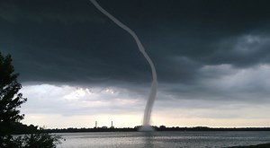 Rope tornado spirals over Lake Manawa