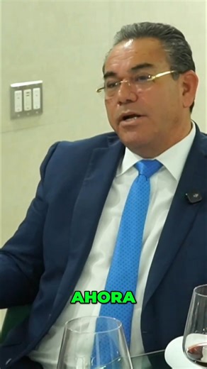 📘 Recurso de Revocación: Clave para Contribuyentes Analizamos el alcance, procedimiento y relevancia de este medio de defensa fiscal, indispensable ante las actuaciones de la autoridad. 💼 Entiende cómo ejercer tus derechos con fundamento y estrategia. #ColegioDeContadoresQuerétaro #DefensaFiscal #RecursoDeRevocación #CódigoFiscal #ActualizaciónProfesional | Colegio de Contadores Públicos de Querétaro AC