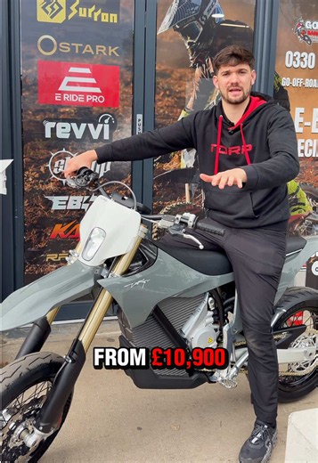 Check out the all new Stark VARG SM 🔥 This bike is an absolute on road beast equipped with some all new features including the highly sought after portable charger ⚡️ These bikes are in stock now in all colours starting from £10900 Finance and part exchange available!