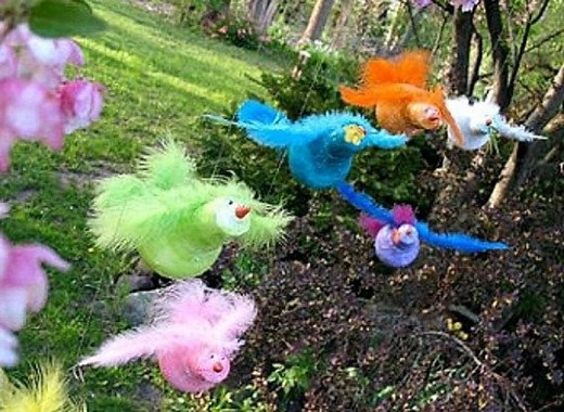 33 Clever Craft Ideas Using Light Bulbs