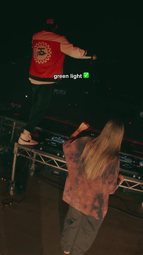 Biggest red light green light ever !?? 🚦 Epic night at Hampton Colosseum with @ZEDS DEAD and @Steller What city should I do next🤔 #edm #bassmusic #dubstep