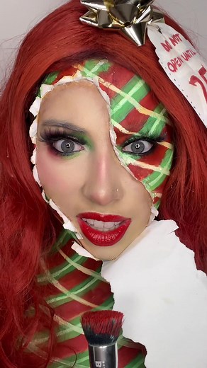 Christmas Makeup Looks and Traditions | Creative Makeup Tutorial
