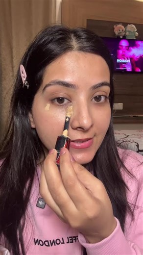 This is the correct way to apply concealer