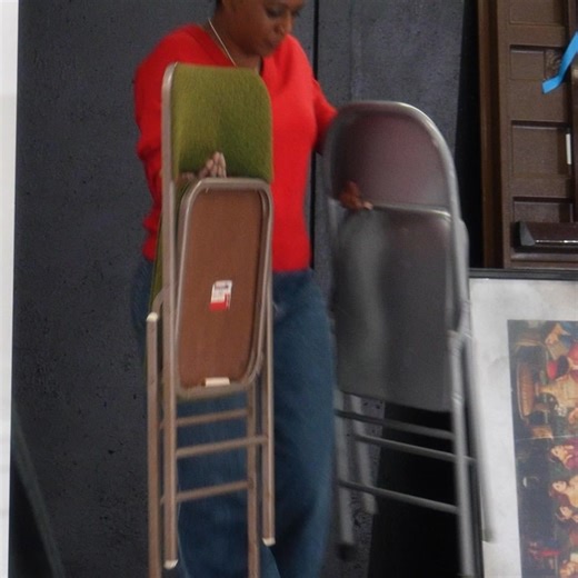 THE DINOSAURS is a piercingly funny and deeply human play about recovery, connection, and time. Live on stage in NYC through March 1. | Playwrights Horizons