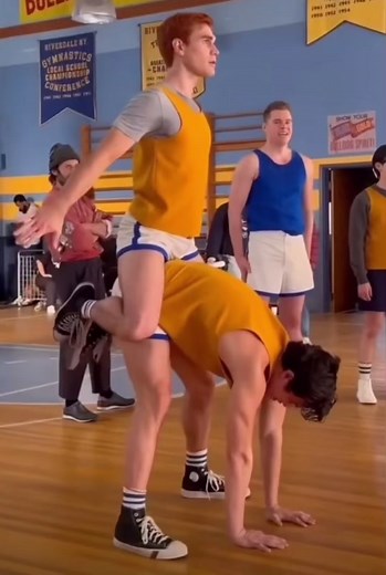 #riverdale #riverdaleedits #gay #gaytiktok #gayboy #fy #fyp #gaytiktok🏳️‍🌈🏳️‍🌈🏳️‍🌈🏳️‍🌈 #viral #bluge #blowthisup #workout #gayaditiktok #gayadirumah #redhair #kjapa