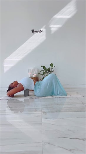 Registered Yoga Instructor/ Women’s Wellness Advocate | “Aunty are you unbigging your back?” - My four year old niece watching me do this pose😟😂 I don’t know if the little girl was trying to... | Instagram