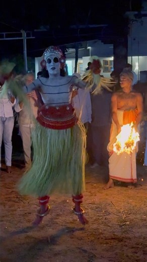 Theyyam Dance of Kerala | Ancient Ritual & Divine Performance 😱