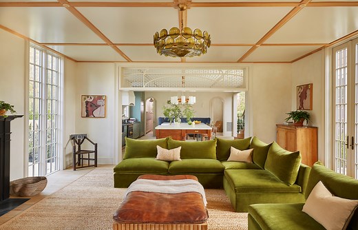 37 Unexpected Colors That Pair Perfectly With Green, According to Designers