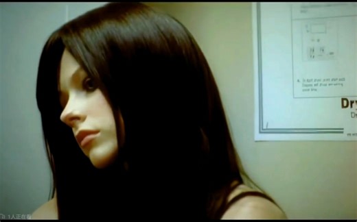 【B站最清晰版本】艾薇儿《Innocence》MV-小雨呀鸭鸭-音乐-哔哩哔哩视频